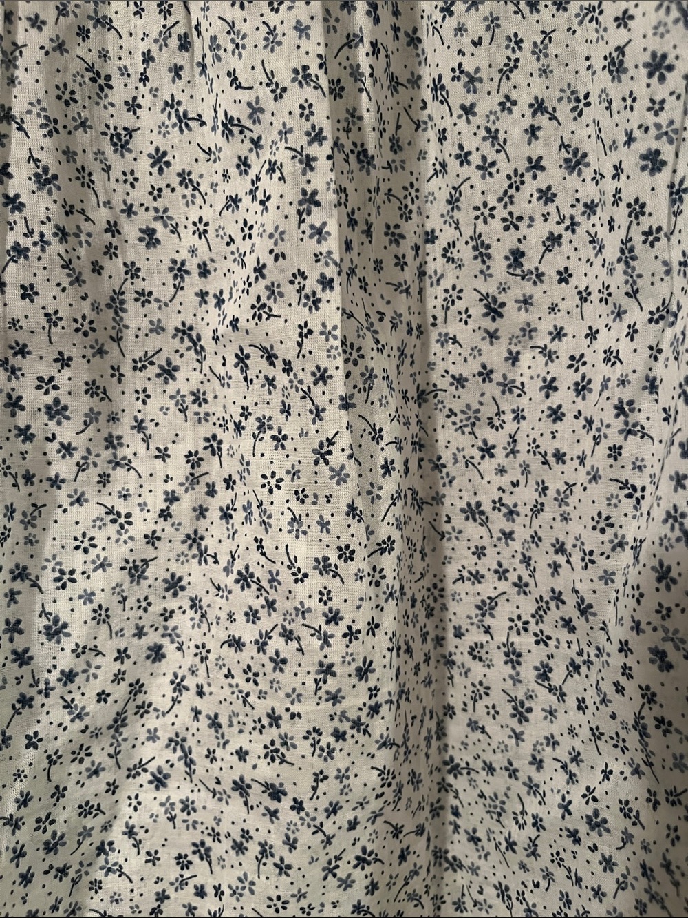 White Floral Puff Sleeve Smocked Peasant Top - Picture 6 of 7
